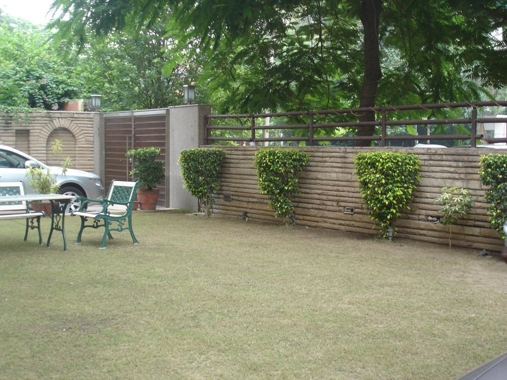 J'S Inn New Delhi Luaran gambar
