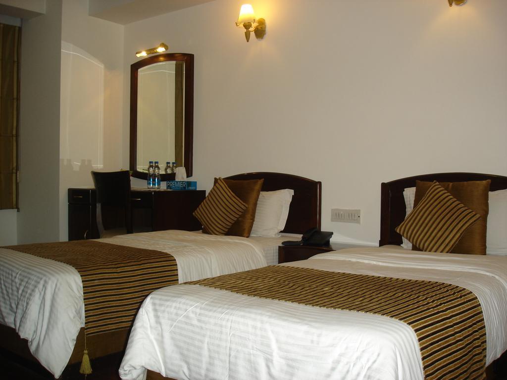 J'S Inn New Delhi Luaran gambar
