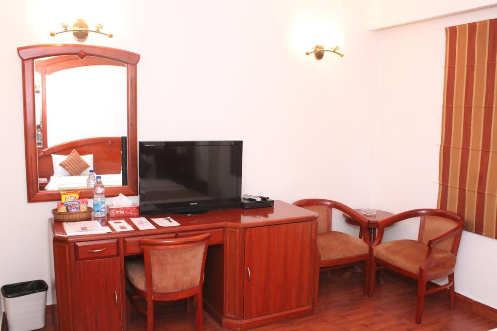 J'S Inn New Delhi Luaran gambar